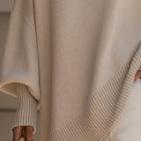 Eleganter Oversize-Poncho aus weichem Strick – Produktansicht 4
