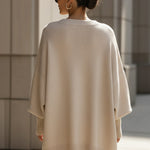Eleganter Oversize-Poncho aus weichem Strick – Produktansicht 5