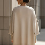 Eleganter Oversize-Poncho aus weichem Strick – Produktansicht 5
