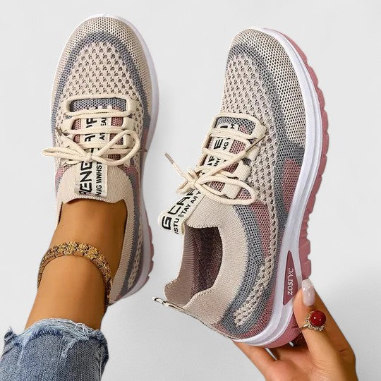 Bequeme Sneakers mit weicher Dämpfung – Produktansicht 1