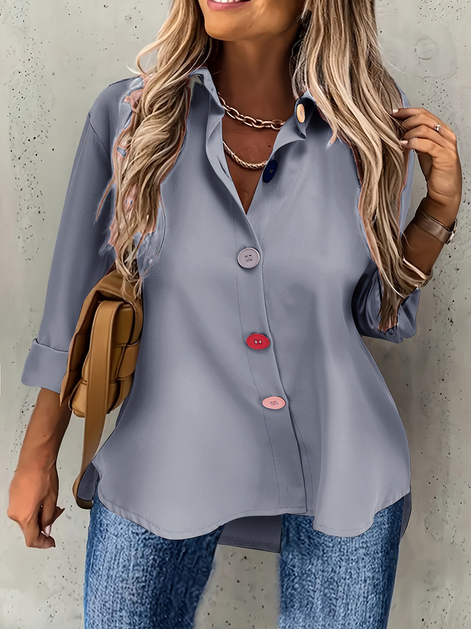 Schicke Bluse mit Knöpfen und Reverskragen – Produktansicht 15