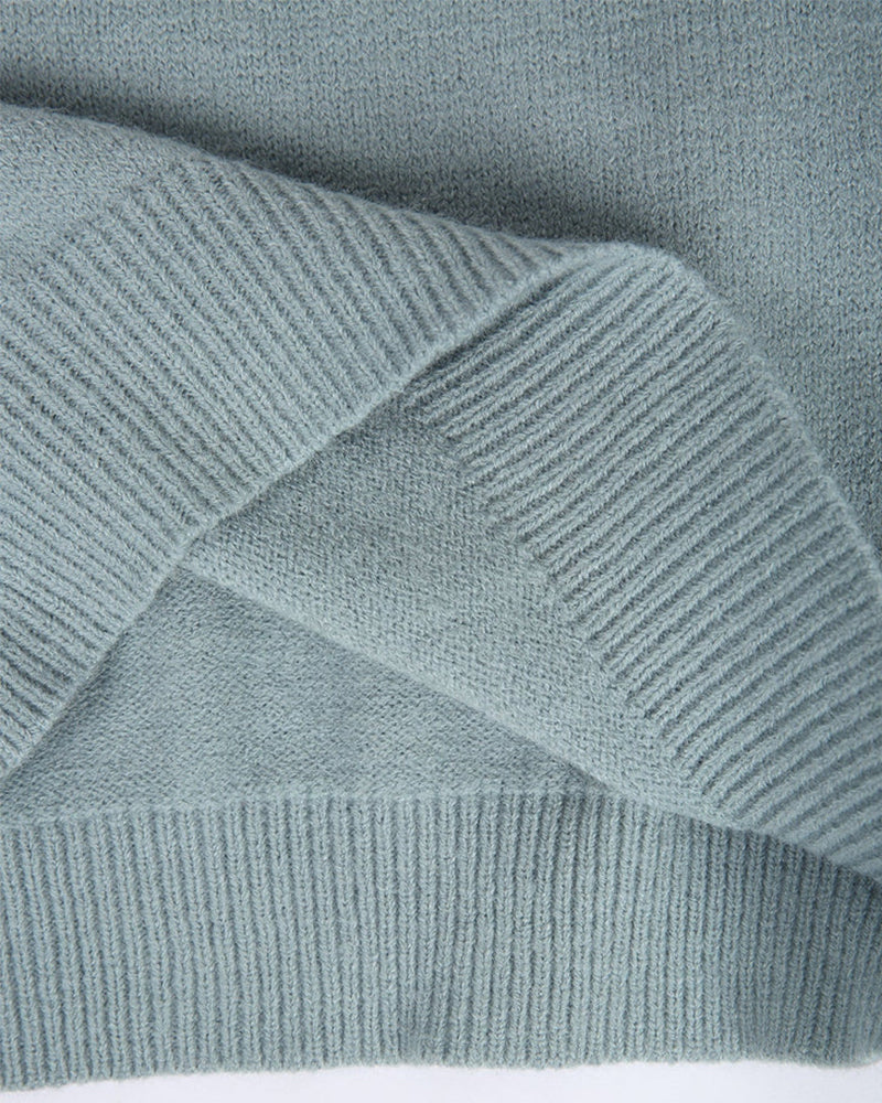 Eleganter Pullover mit Rundhalsausschnitt aus weichem Strick – Produktansicht 6