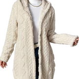 Strickjacke mit Kapuze und Zopfmuster – Produktansicht 1