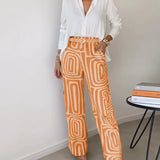 Elegantes Set aus Oberteil und Hose mit Bindegürtel – Produktansicht 6