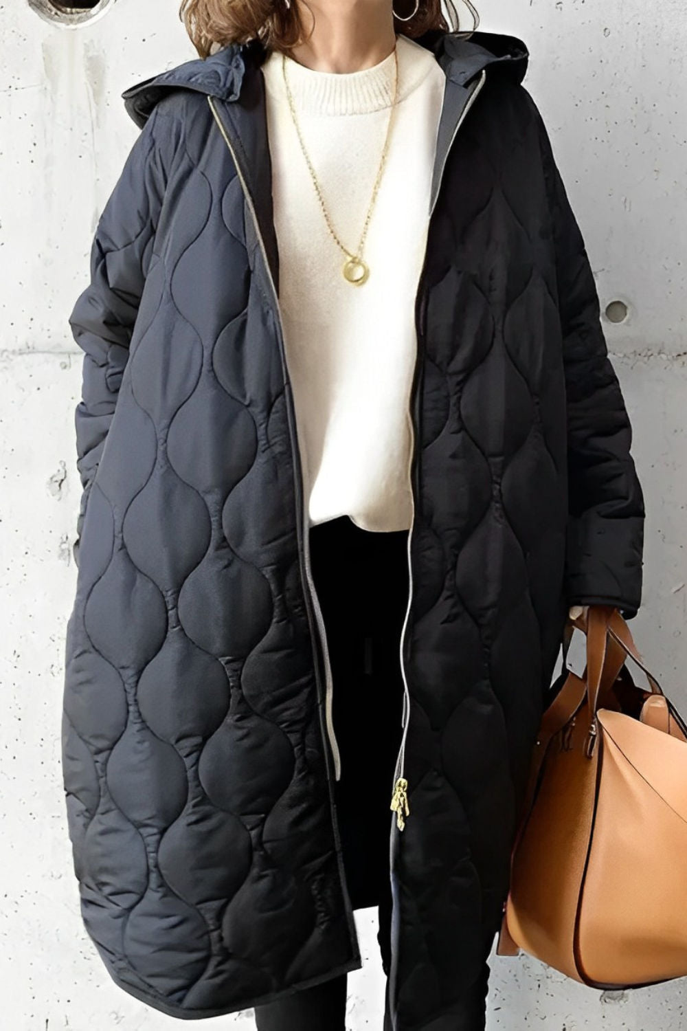 Winter-Steppjacke mit Kapuze – Produktansicht 2