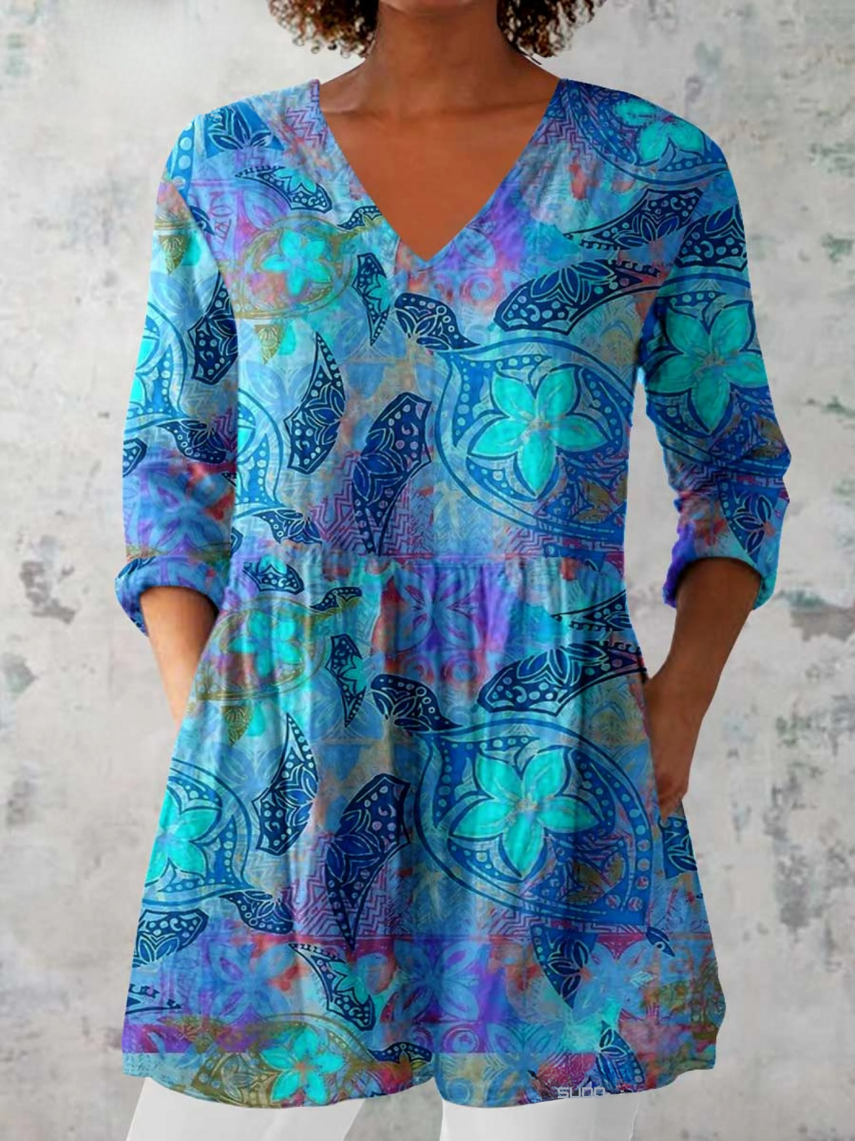 Lange Bluse mit auffälligem Muster – Produktansicht 2