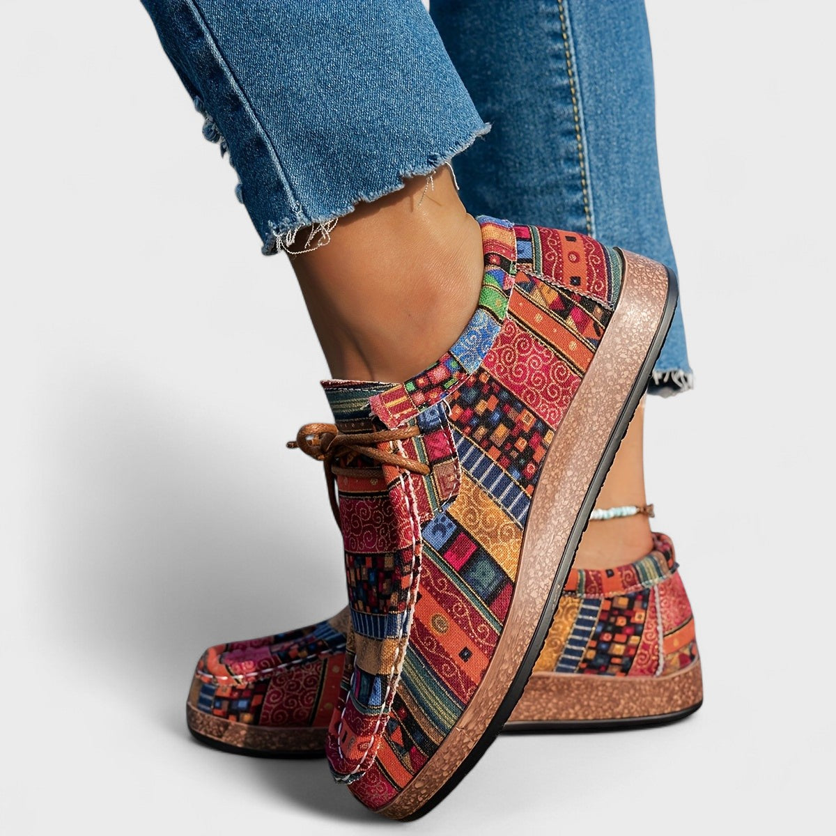 Leichte und bequeme Schuhe in Wickeloptik – Produktansicht 1