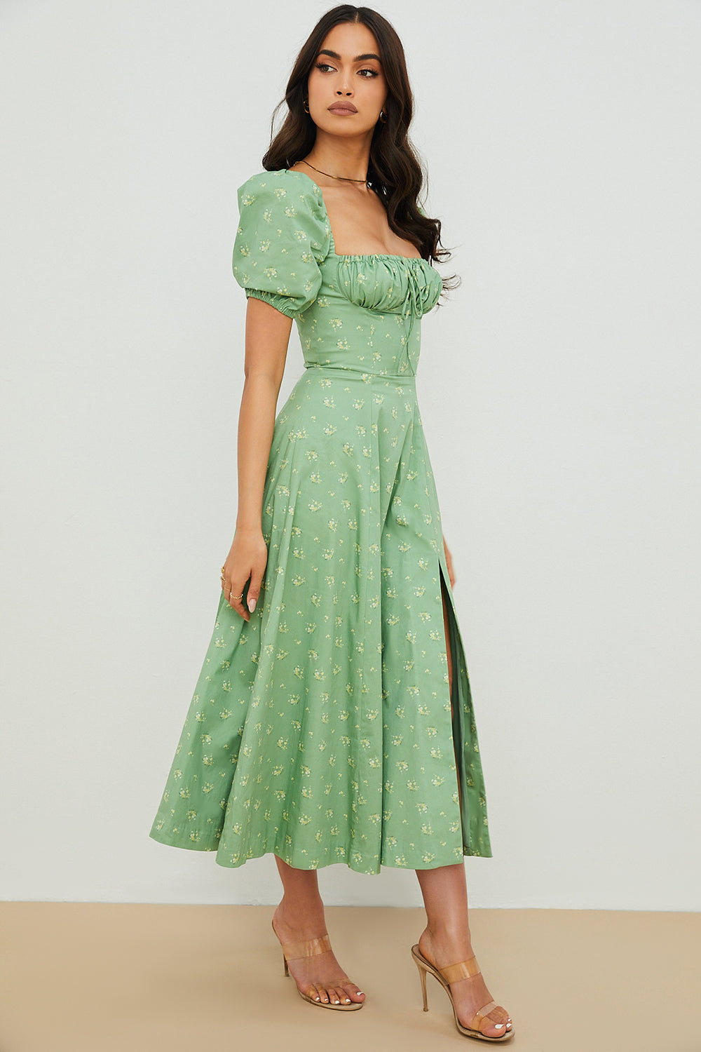 Kleid mit Puffärmeln und Blumenmuster – Produktansicht 5