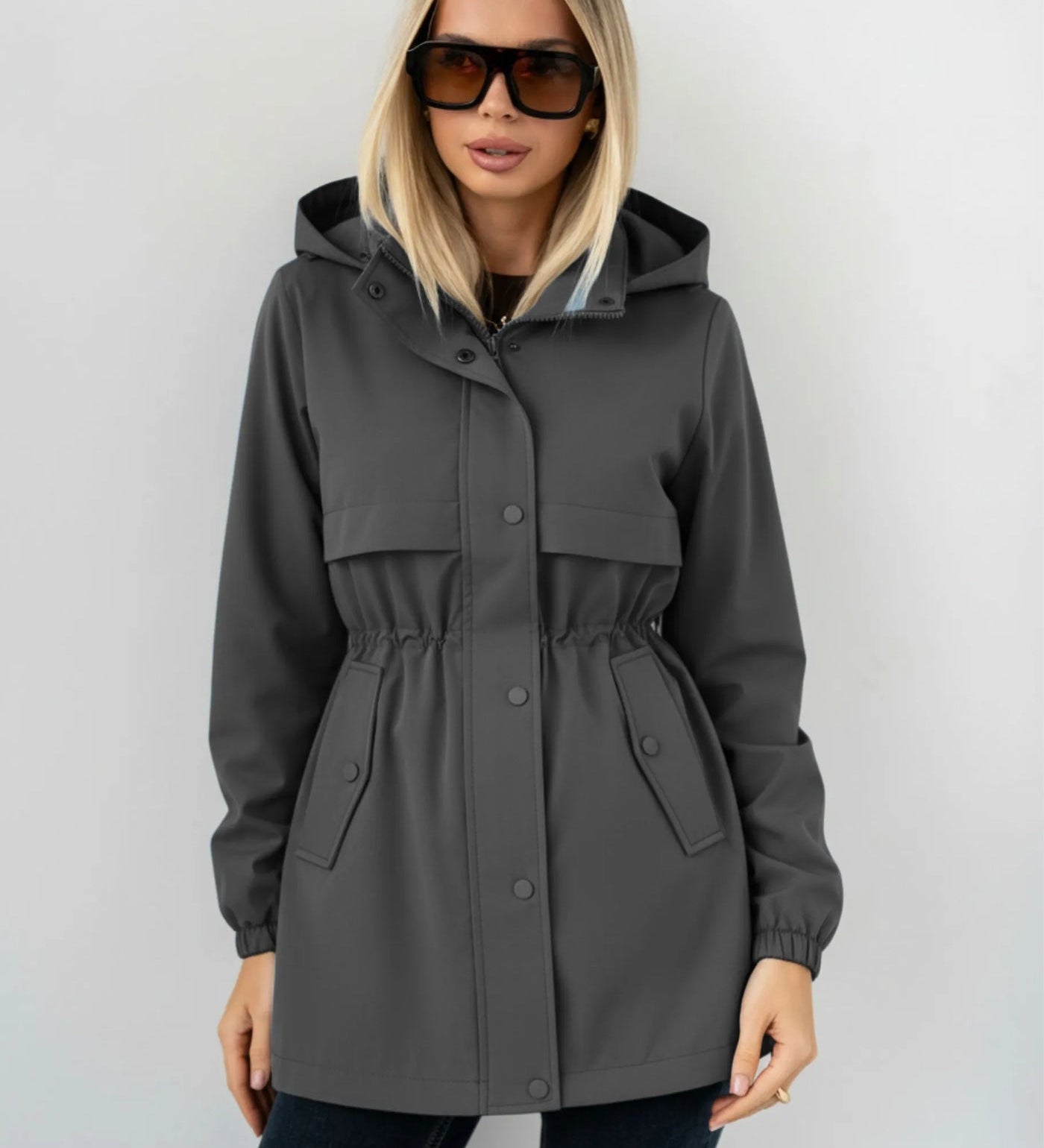 sportliche Kapuzenjacke – Produktansicht 9