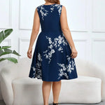 Bequemes Wickelkleid mit Blumenmuster – Produktansicht 2