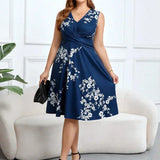 Bequemes Wickelkleid mit Blumenmuster – Produktansicht 5
