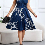 Bequemes Wickelkleid mit Blumenmuster – Produktansicht 3