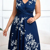 Bequemes Wickelkleid mit Blumenmuster – Produktansicht 4