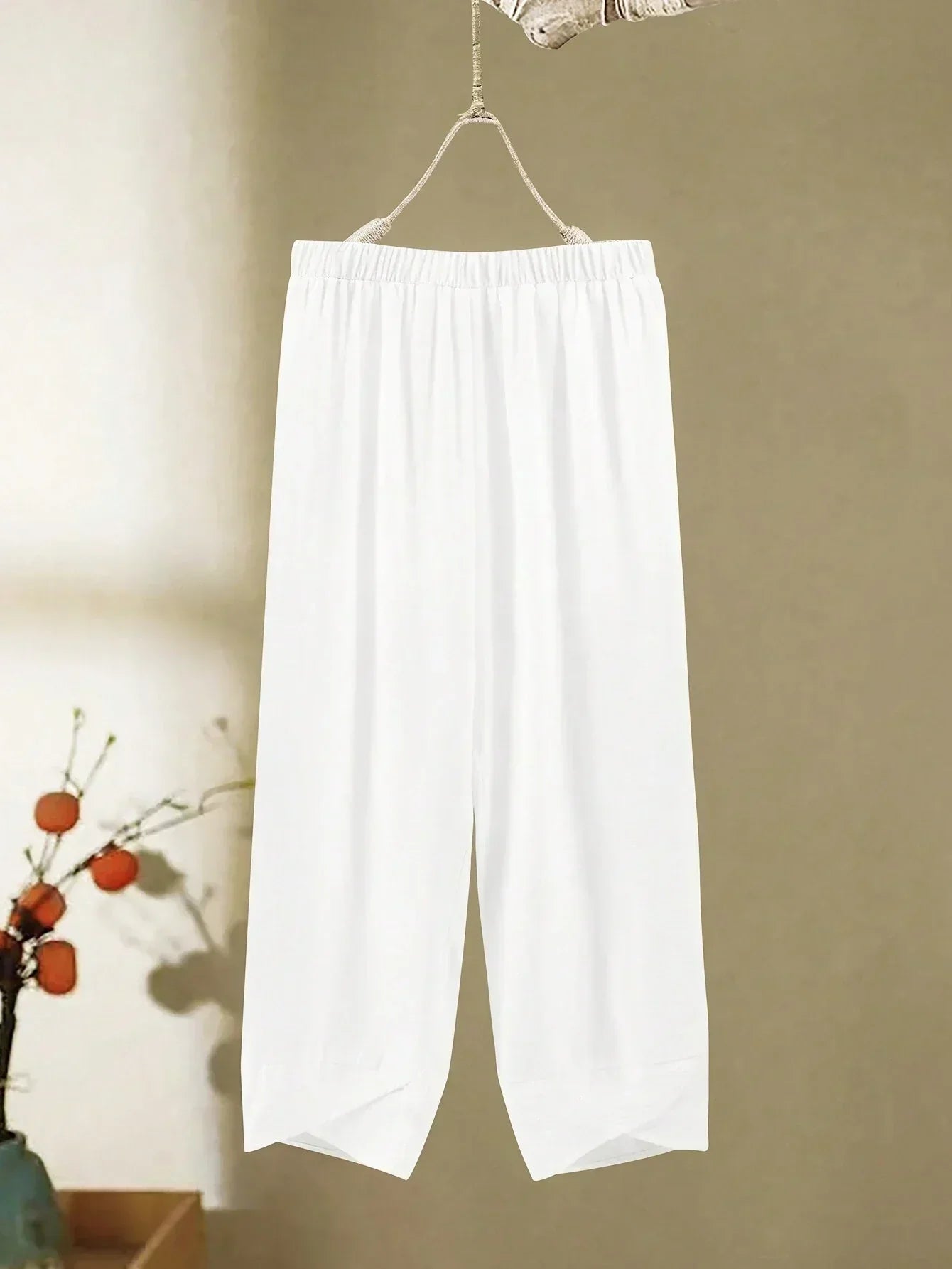 Set aus V-Neck-Top und passender Hose – Produktansicht 4