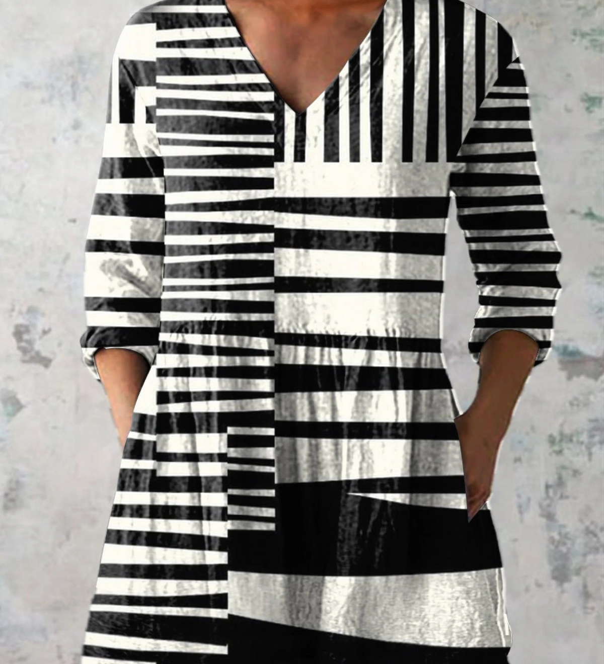 Lockere Bluse in langer Form mit Statement-Muster – Produktansicht 2