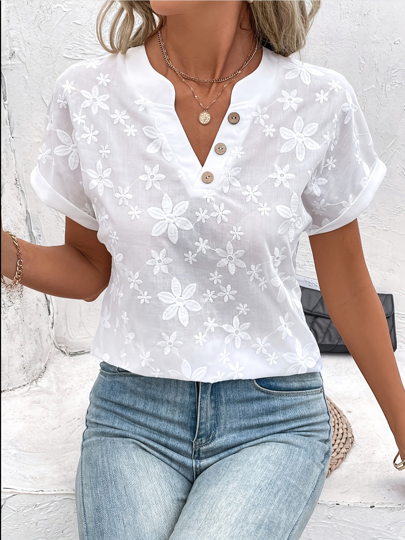 Bluse mit V-Ausschnitt und floralem Design – Produktansicht 2