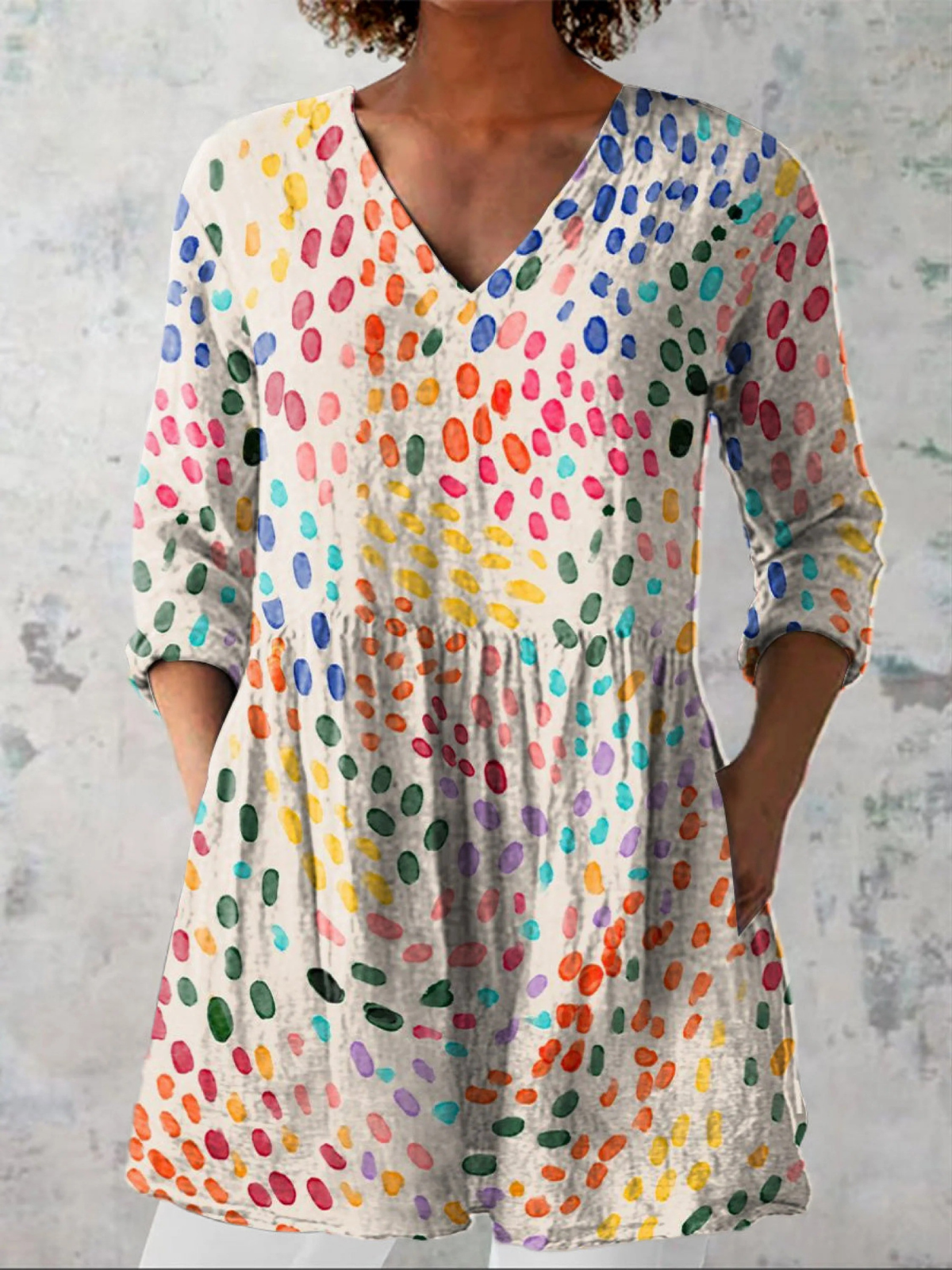 Lange Bluse mit auffälligem Muster – Produktansicht 2