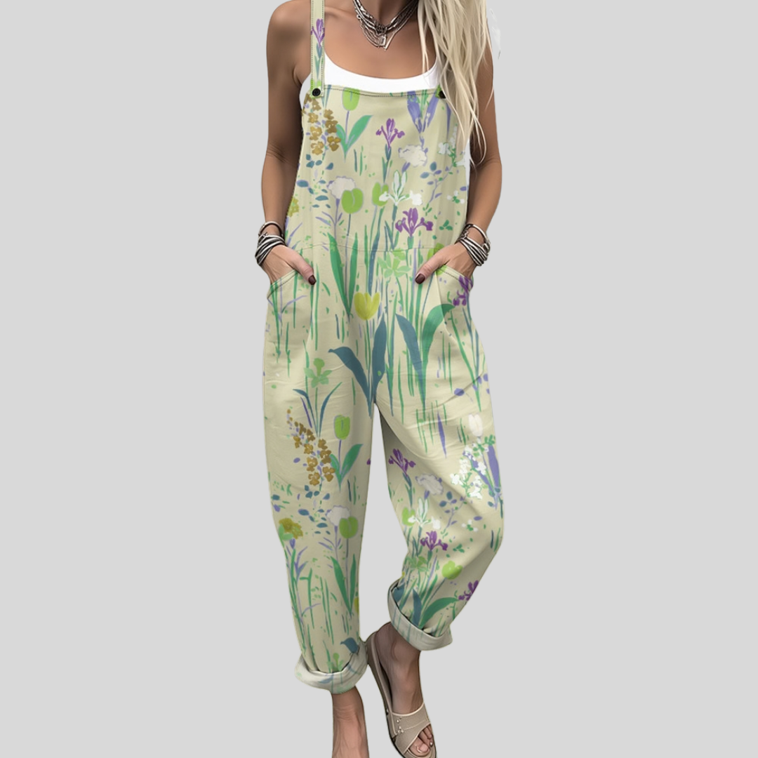 Bequeme Latzhose mit Wiesenblumen – Produktansicht 1