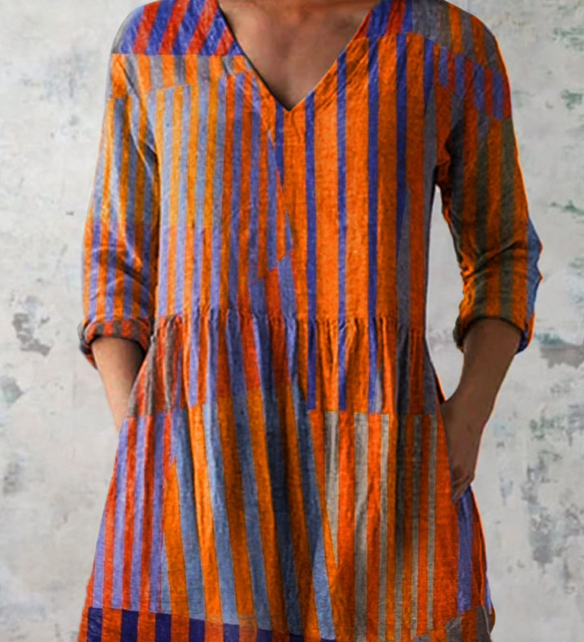 Weit fallende Longbluse mit auffälligem Dessin – Produktansicht 2