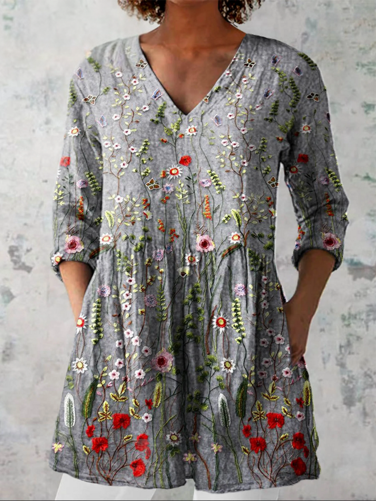 Lange Bluse mit ausdrucksstarkem Musterdruck – Produktansicht 2