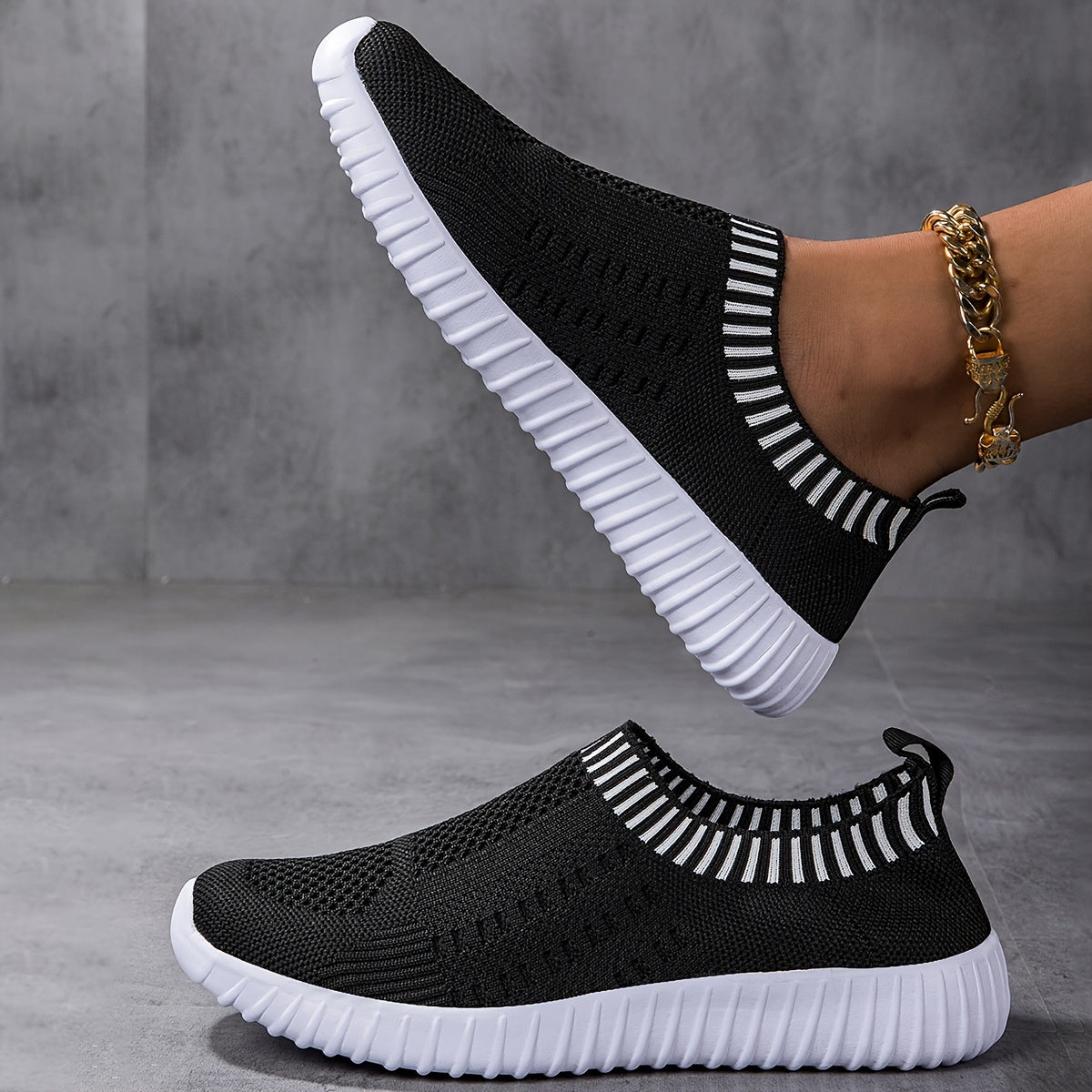 Leichte Slip-on-Sneaker mit rutschfester Sohle – Produktansicht 4