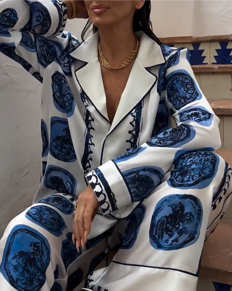 Elegantes Set aus Oberteil und Hose mit V-Ausschnitt – Produktansicht 3