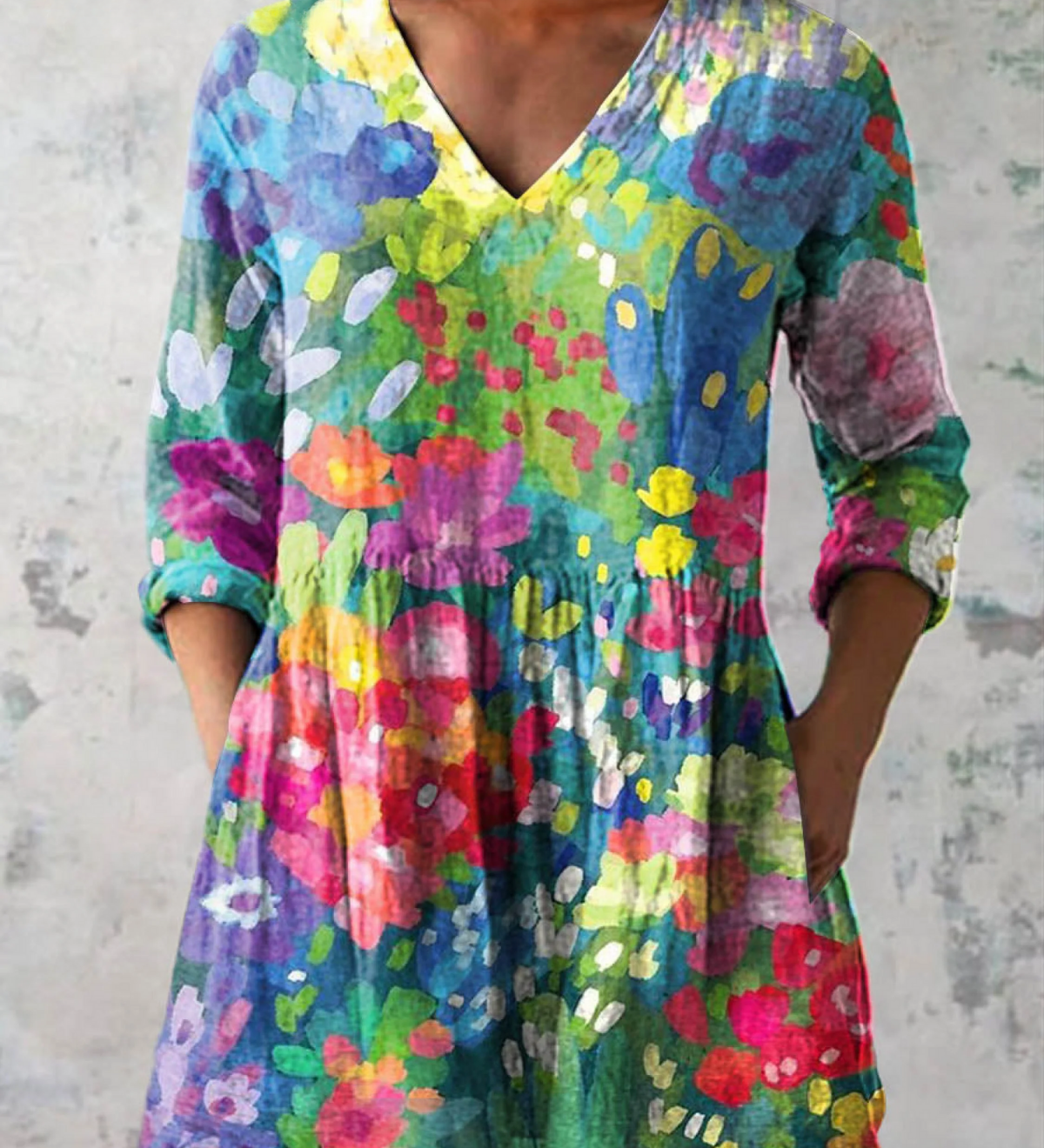 Longbluse mit lebendigem Musterspiel – Produktansicht 2