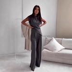 Elegantes Hosen-Set mit asymmetrischer Linie – Produktansicht 1