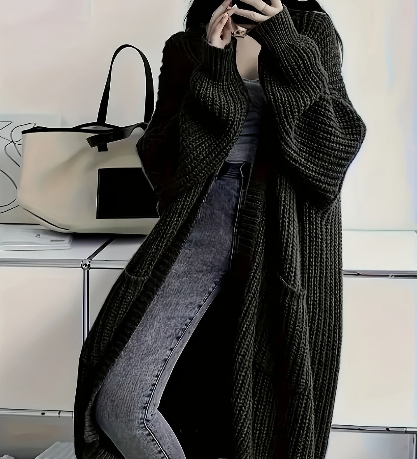 Offener Oversize-Cardigan aus langem Kuschelstrick – Produktansicht 4