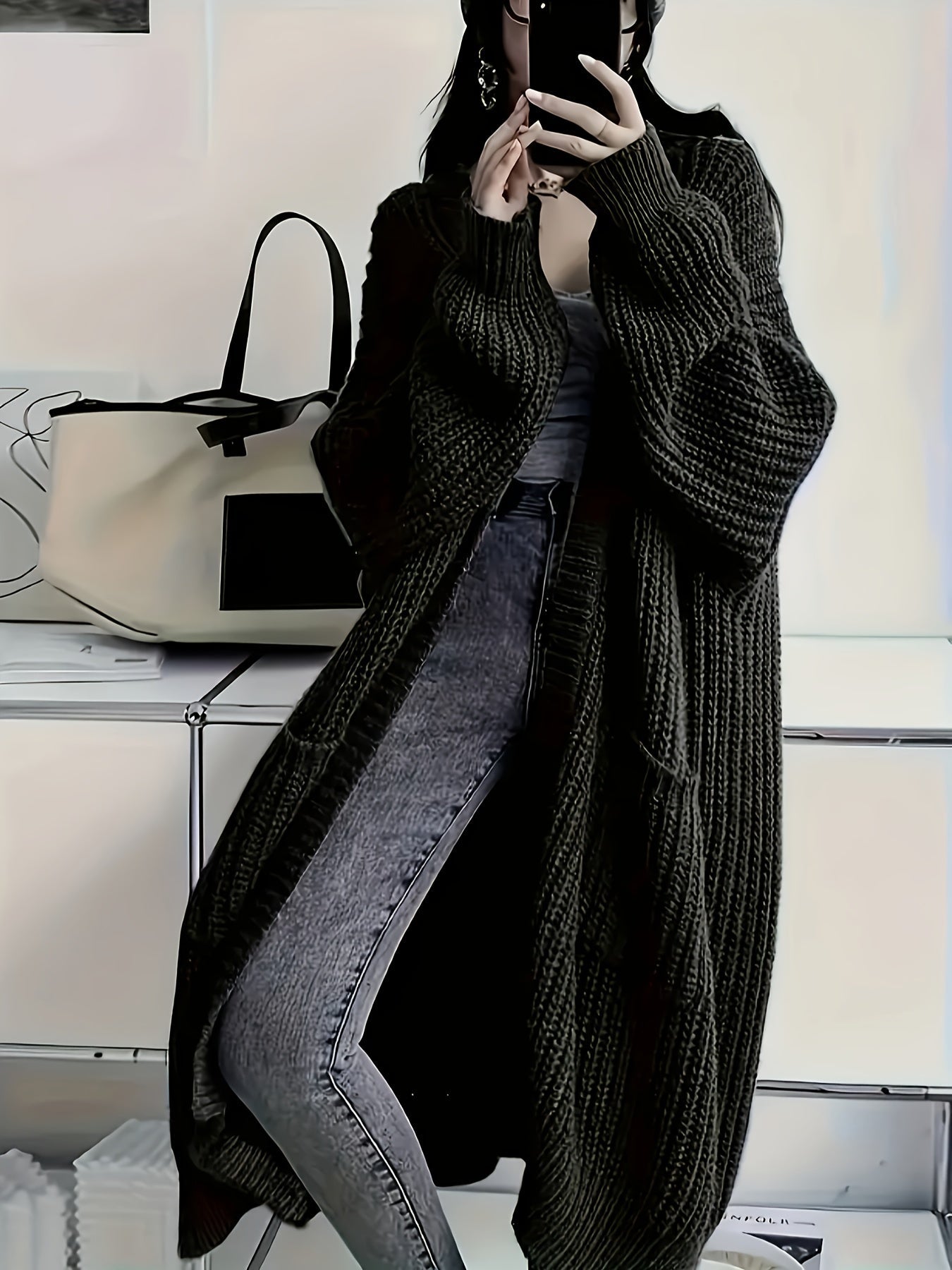 Offener Oversize-Cardigan aus langem Kuschelstrick – Produktansicht 4