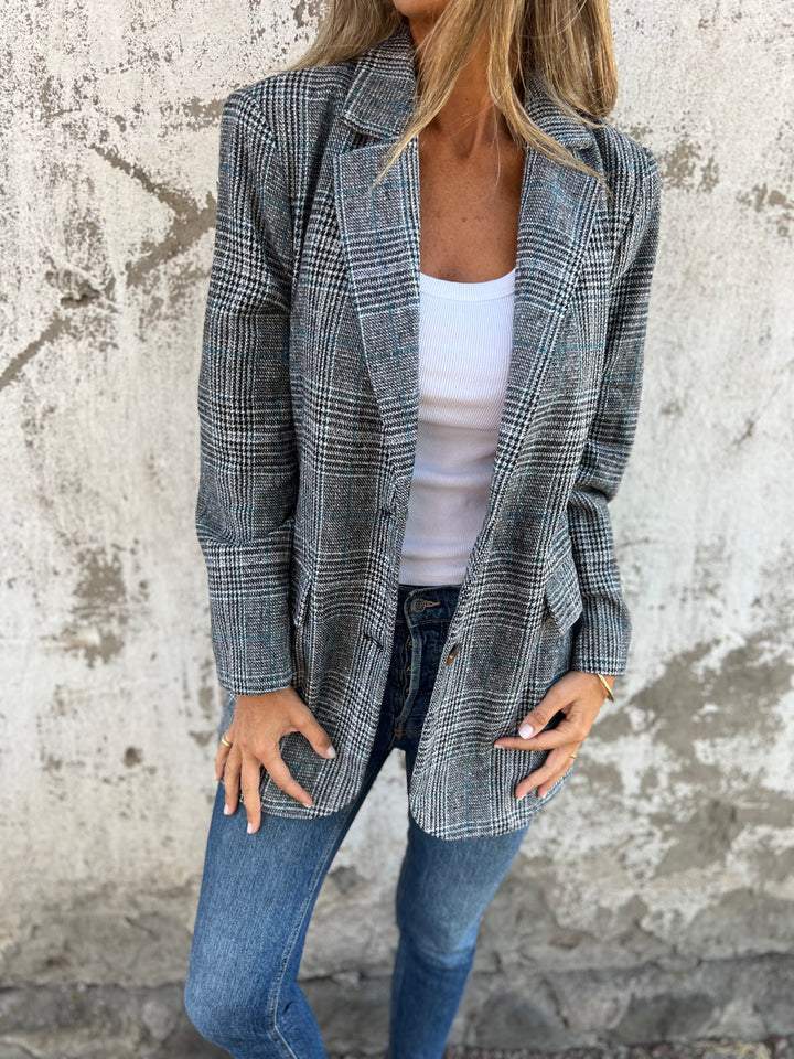 Oversize-Jacke mit kariertem Reverskragen und Knöpfen – Produktansicht 2