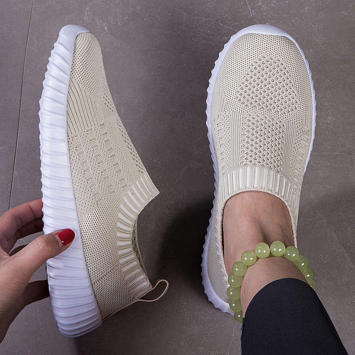 Leichte Slip-on-Sneaker mit rutschfester Sohle – Produktansicht 10