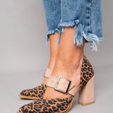Elegante, bequeme Pumps mit Spitzendetails – Produktansicht 4