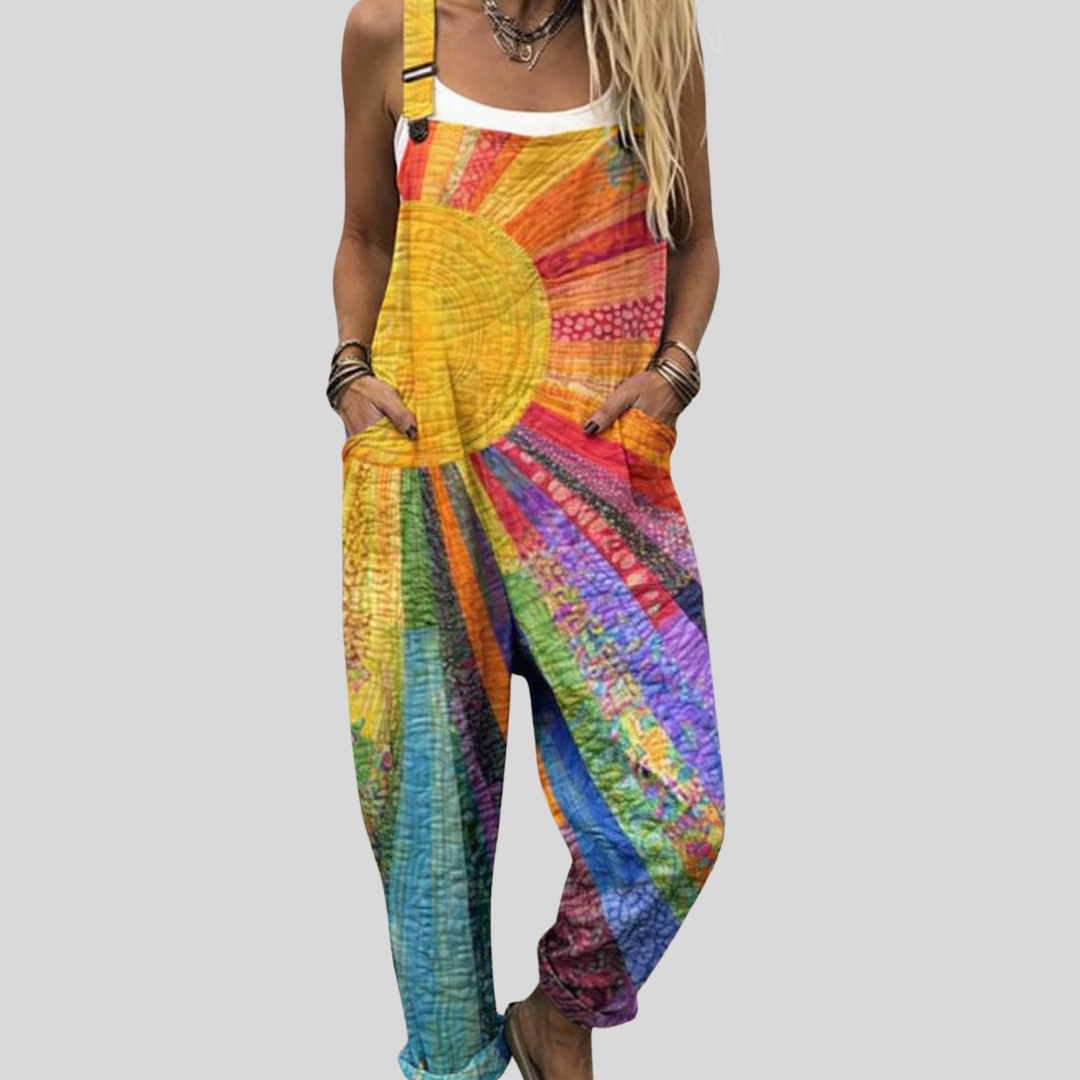 Bequeme Latzhose im Batik-Design – Produktansicht 1