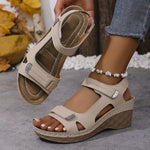 Bequeme Komfortsandalen in Wickeloptik – Produktansicht 2