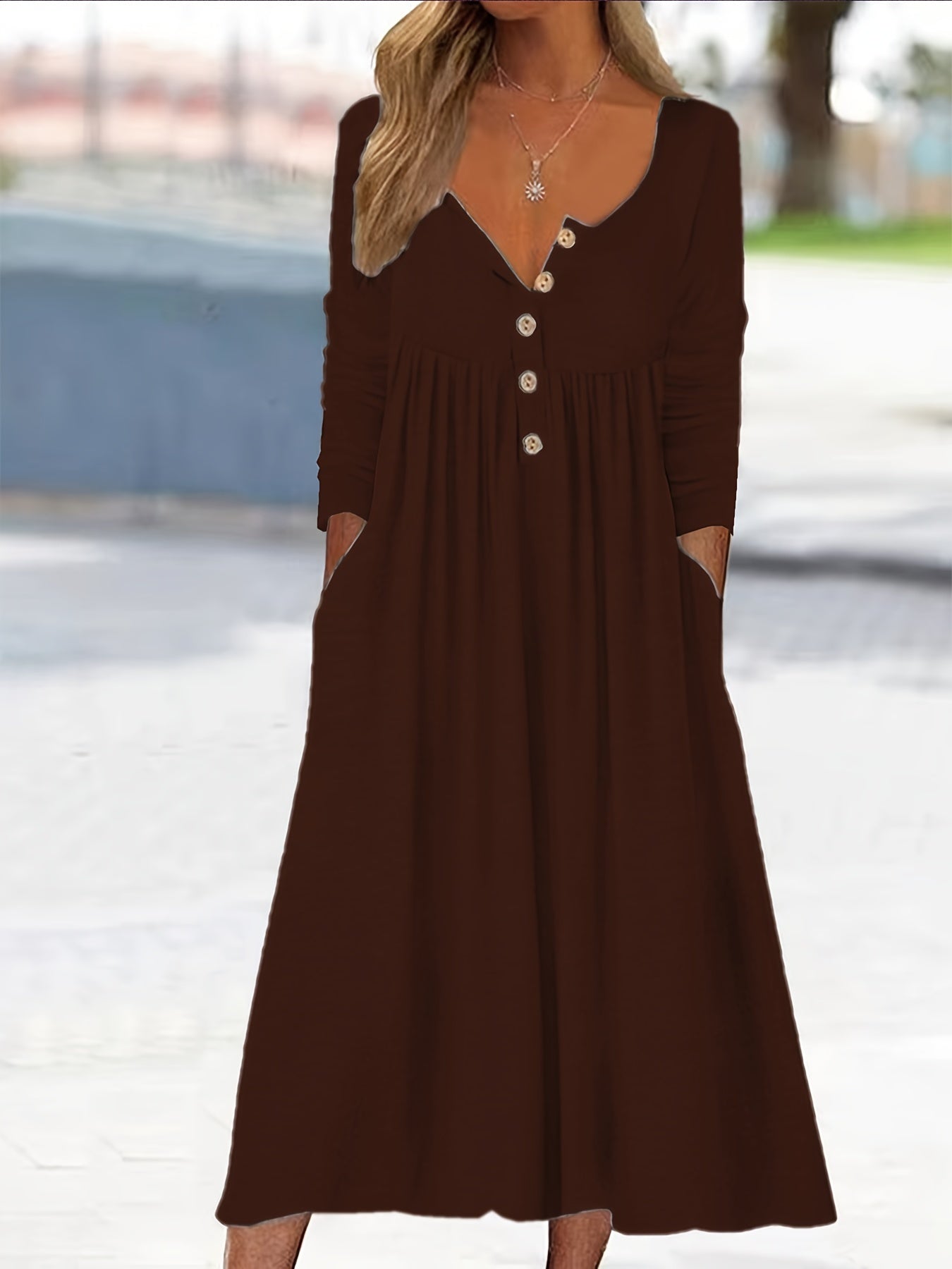 Midikleid mit Knöpfen vorne – Produktansicht 4