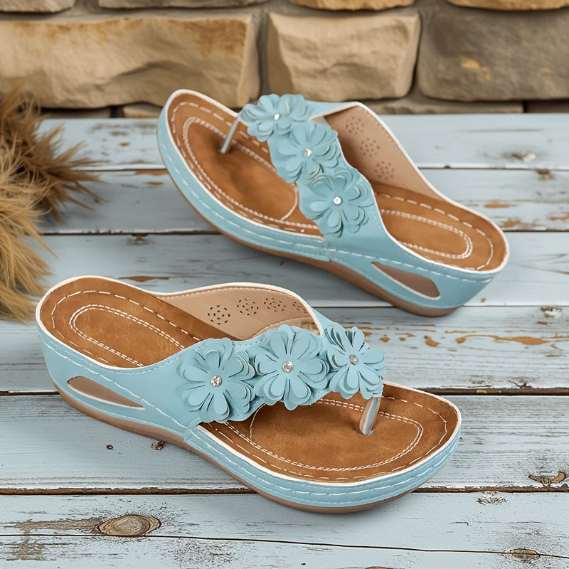 Bequeme Blumensandalen mit floralem Design – Produktansicht 7