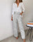 Elegantes Set aus Oberteil und Hose mit Bindegürtel – Produktansicht 5