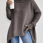 Lässiger Rollkragenpullover mit asymmetrischem Saum – Produktansicht 7