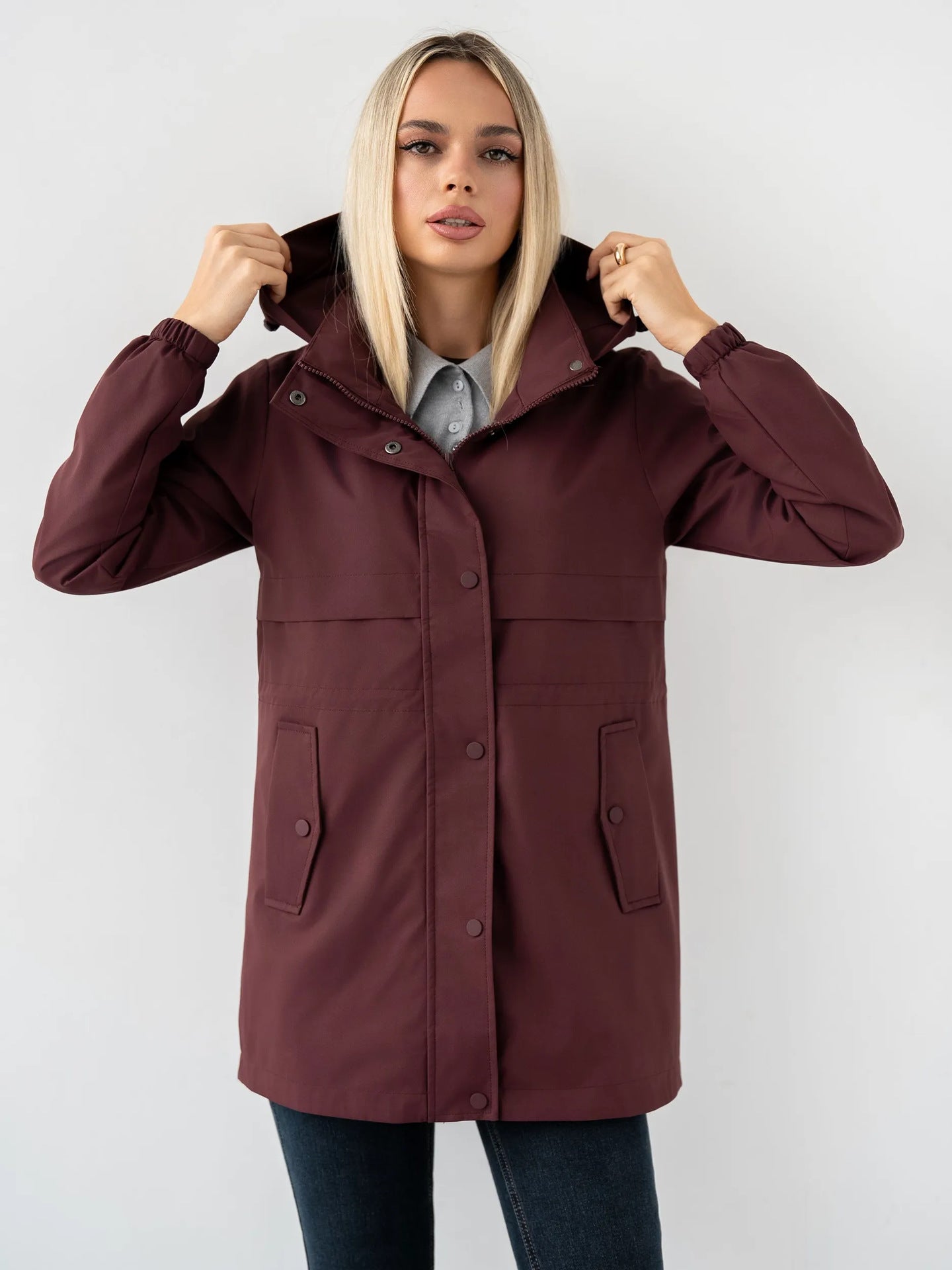 sportliche Kapuzenjacke – Produktansicht 7