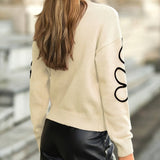 Weicher Pullover mit zarter Blumenstickerei – Produktansicht 7