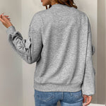 Graues Sweatshirt mit aufgesetztem Schleifendetail – Produktansicht 5