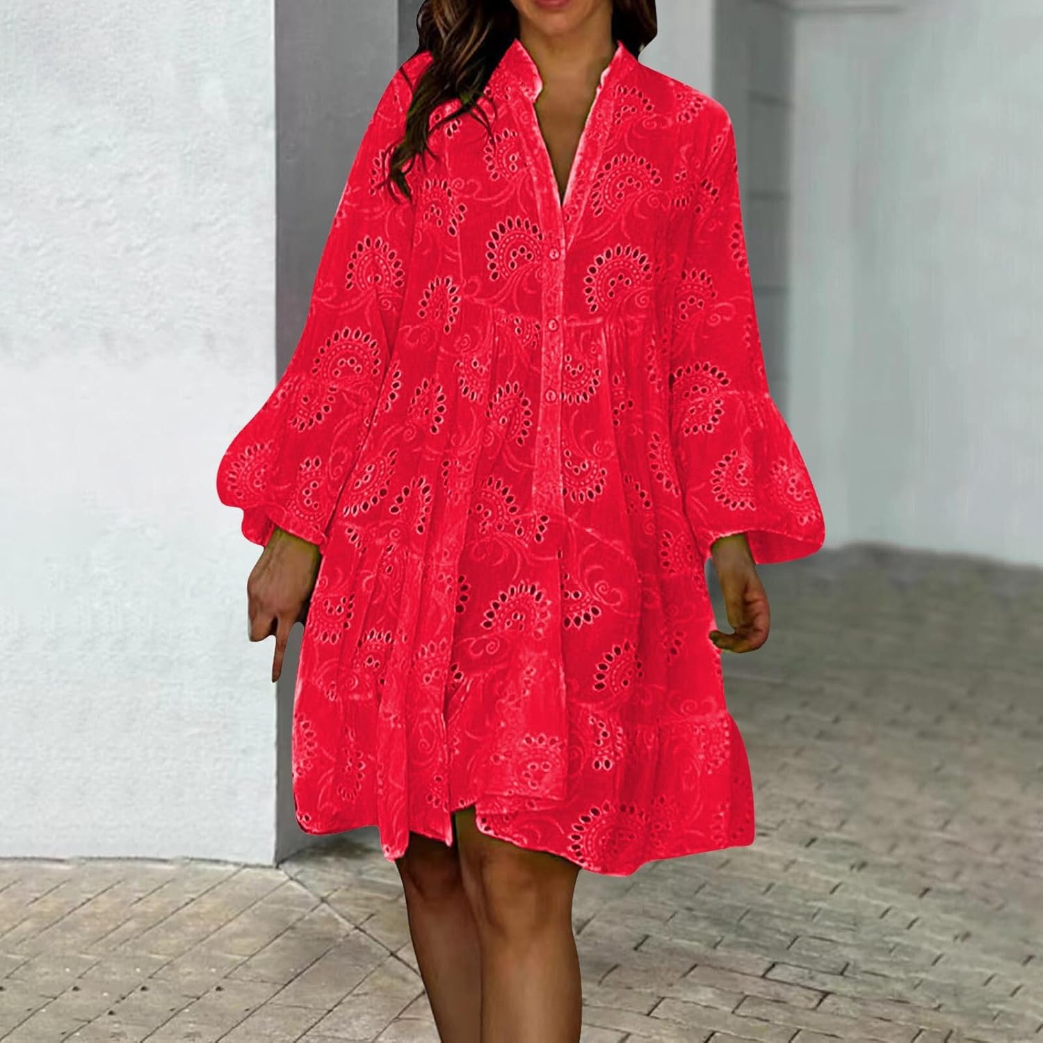 Bequemes Kleid mit Ösen – Produktansicht 5
