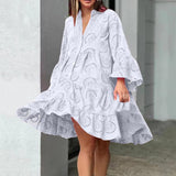 Bequemes Kleid mit Ösen – Produktansicht 2