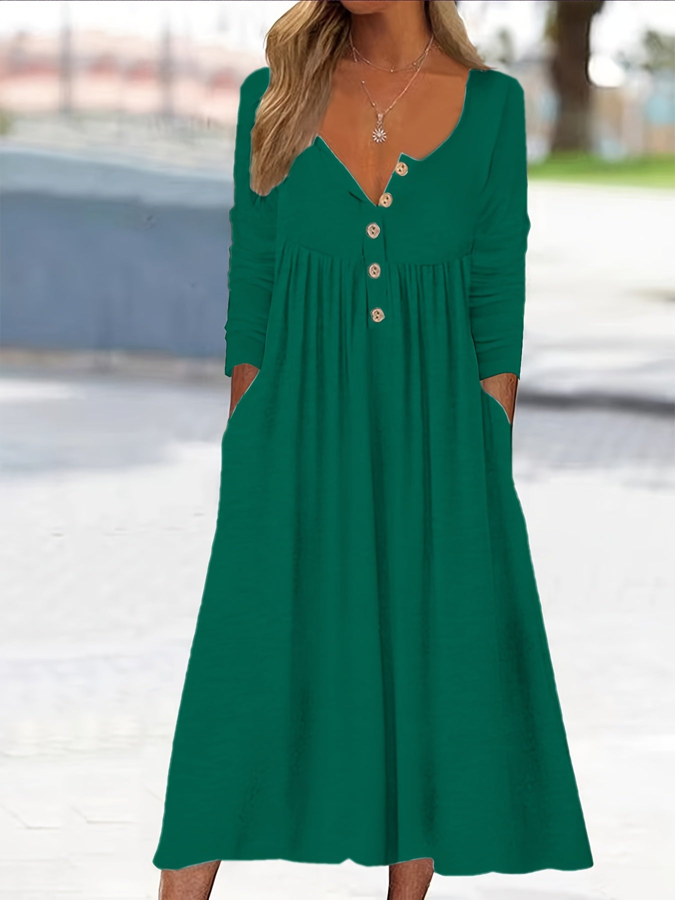 Midikleid mit Knöpfen vorne – Produktansicht 3