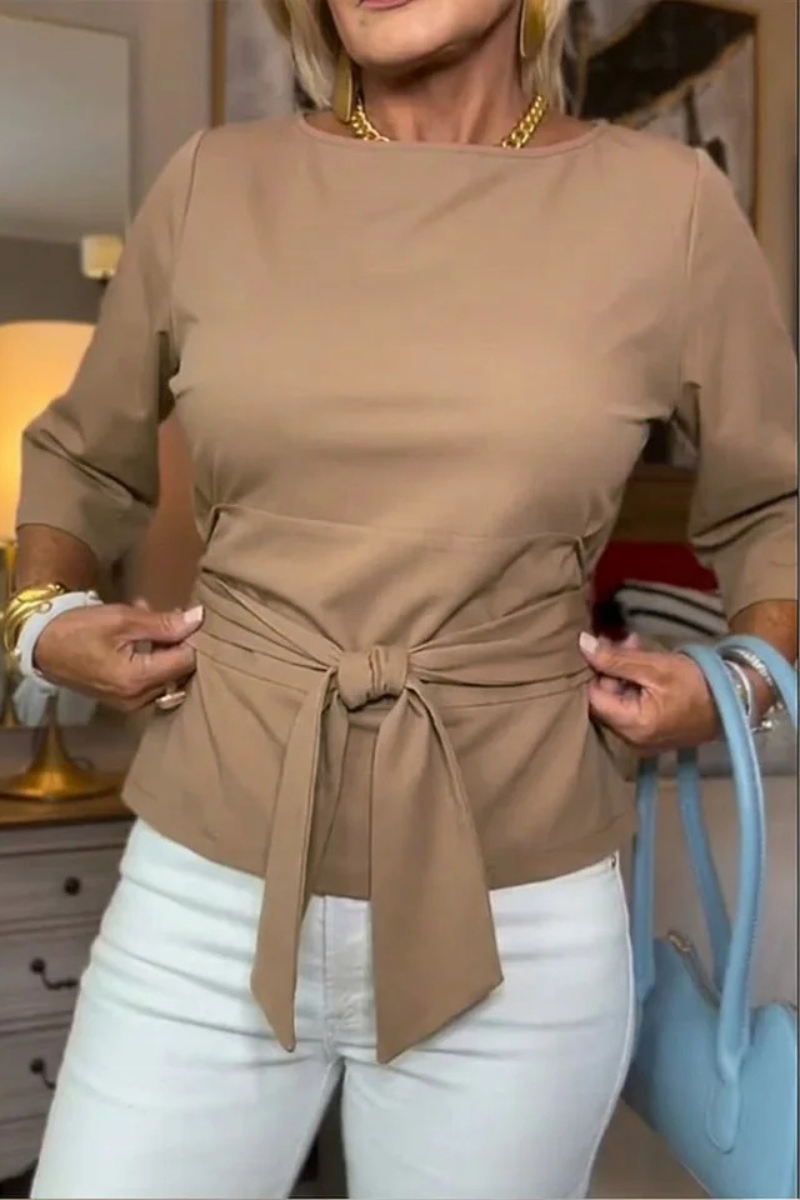 Taillierte Bluse mit verstellbarem Bund – Produktansicht 2