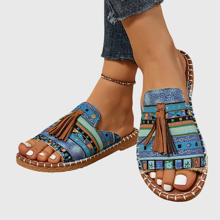 Bequeme Boho-Sandalen mit Quasten – Produktansicht 2