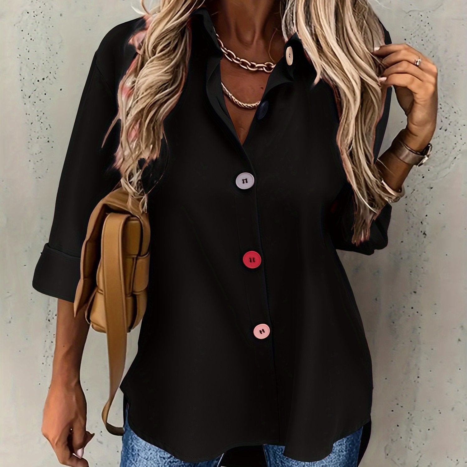 Schicke Bluse mit Knöpfen und Reverskragen – Produktansicht 3