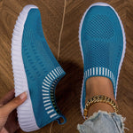 Leichte Slip-on-Sneaker mit rutschfester Sohle – Produktansicht 9