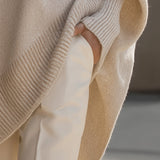 Eleganter Oversize-Poncho aus weichem Strick – Produktansicht 6